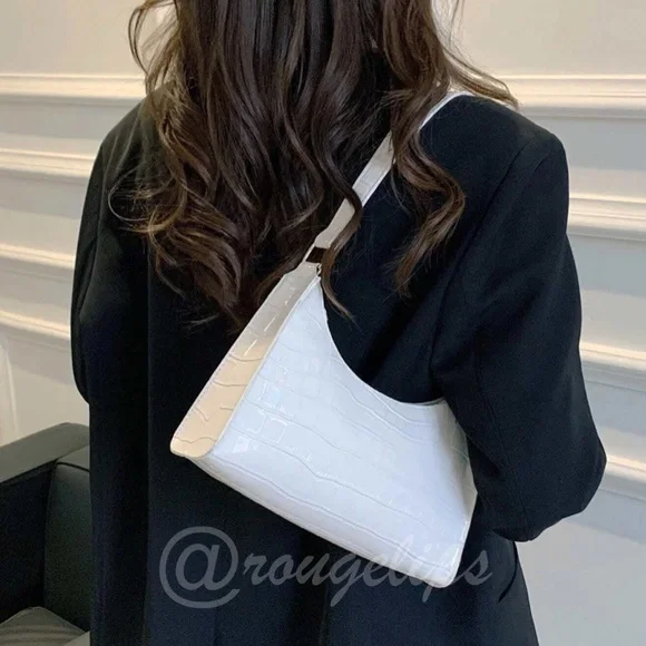 Reptile Pattern PU Leather White Baguette Handbag - Picture 2 of 7